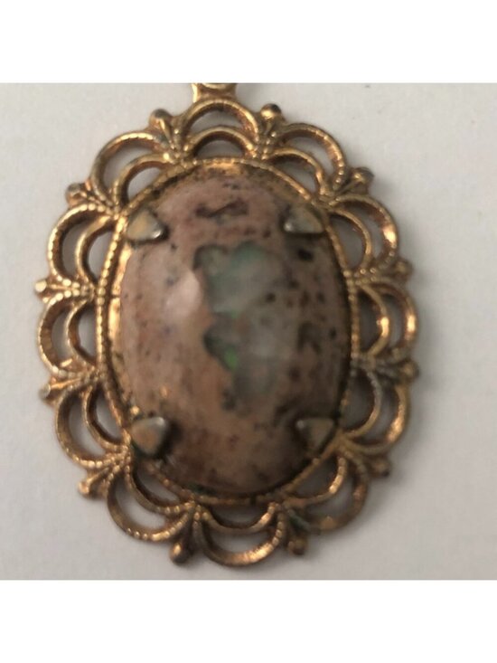 Estate Jewelry - Vintage Oval Filagree Jasper Stone ? Pendant Gold Tone Gemstone Tan Green 1.25"L